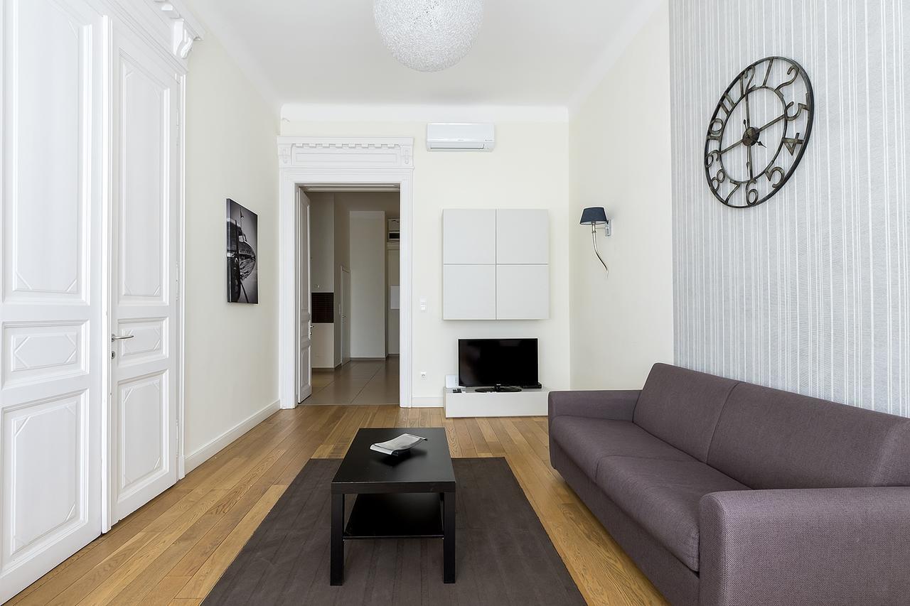 Luxury & Panorama Apartments Будапеща Екстериор снимка