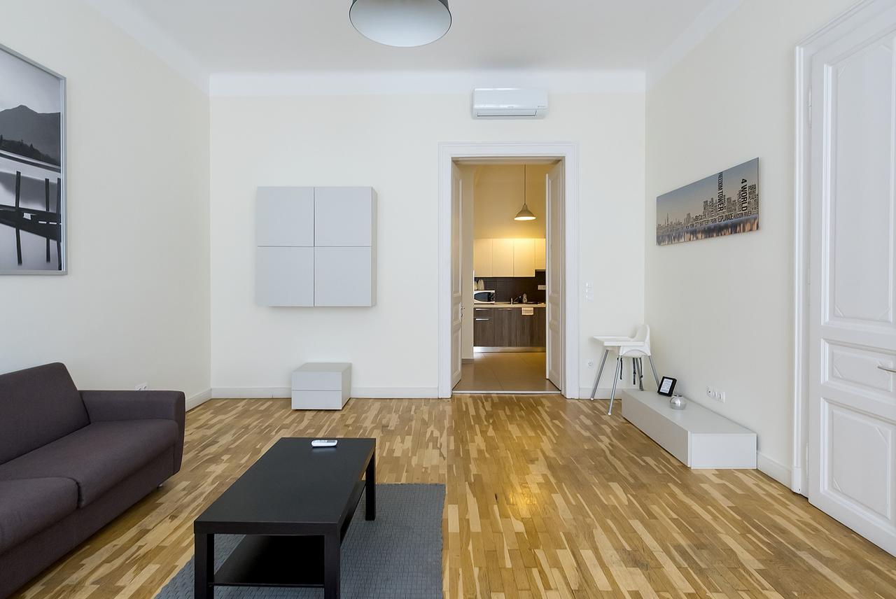Luxury & Panorama Apartments Будапеща Екстериор снимка