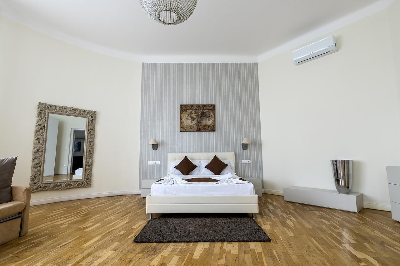 Luxury & Panorama Apartments Будапеща Екстериор снимка