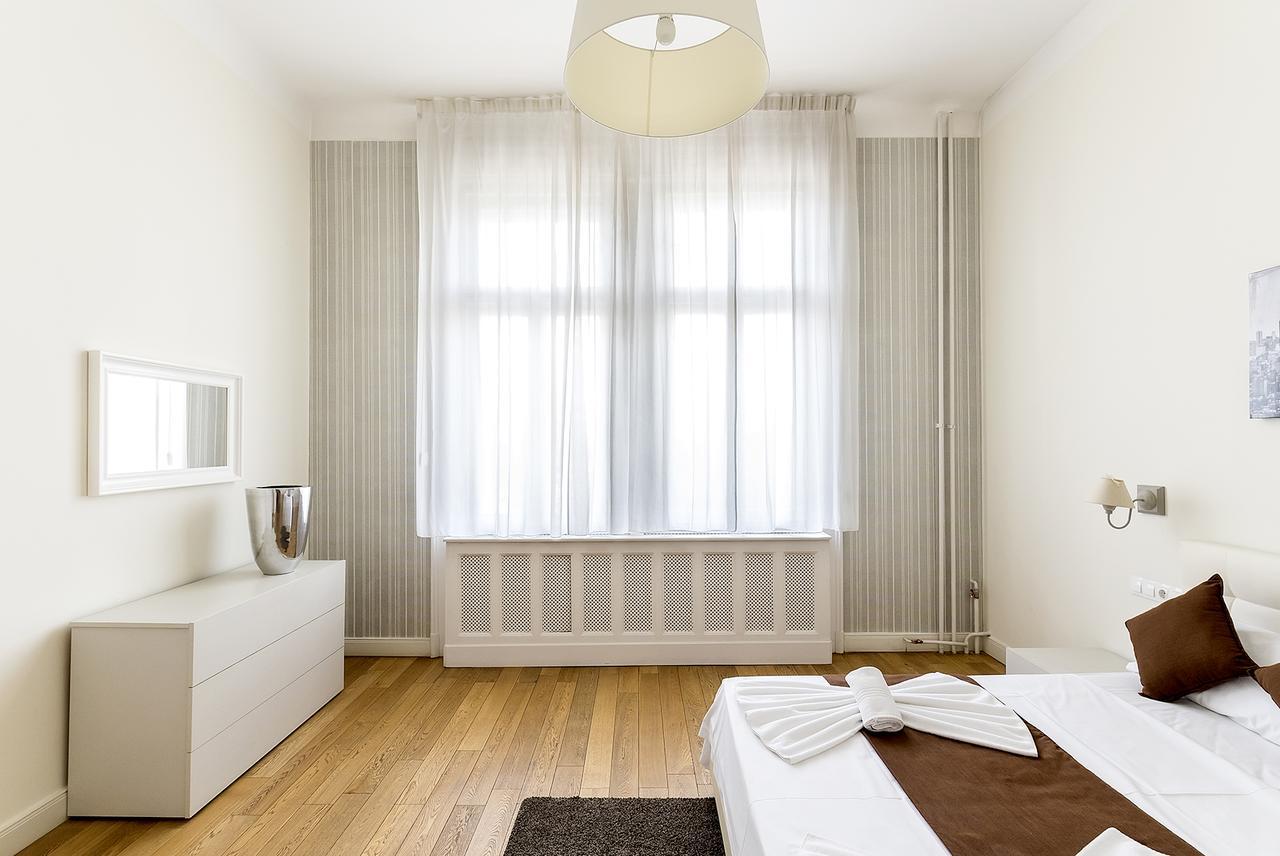 Luxury & Panorama Apartments Будапеща Екстериор снимка