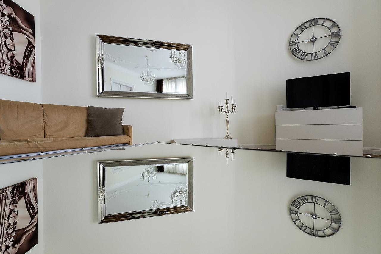 Luxury & Panorama Apartments Будапеща Екстериор снимка
