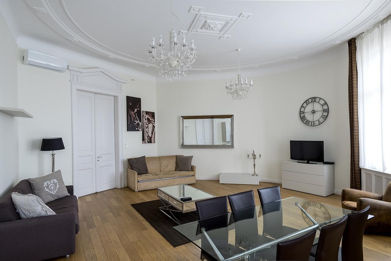 Luxury & Panorama Apartments Будапеща Екстериор снимка
