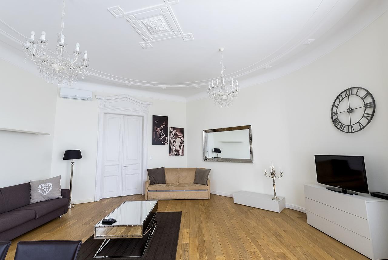 Luxury & Panorama Apartments Будапеща Екстериор снимка